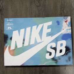 Verdy × Futura Nike SB Dunk Low Pack Special Box 1/10 US Men Size 8.5 Art Basel✅