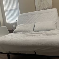 Moto Sleep Adjustable Queen Bed Feame