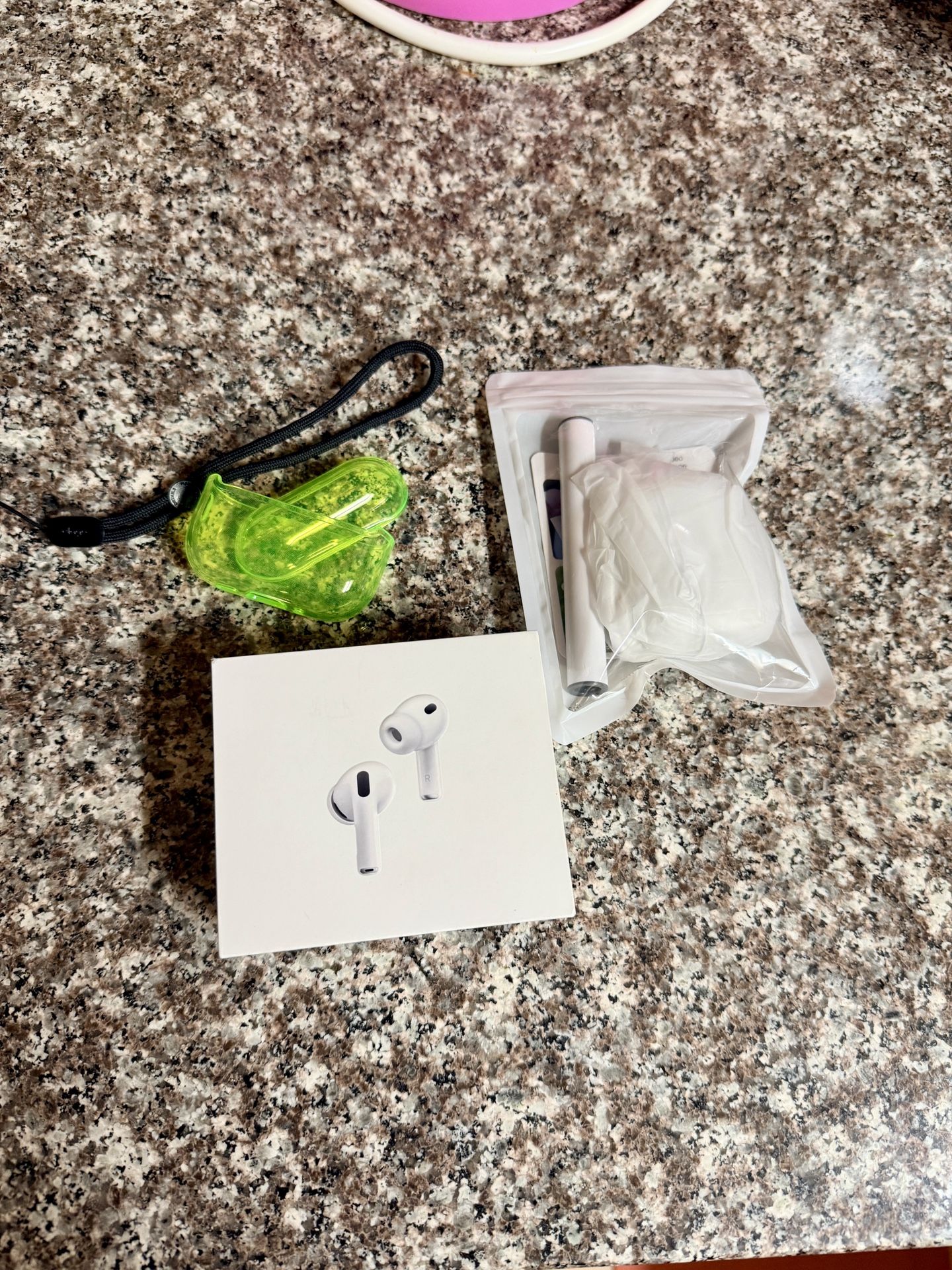 Apple AirPod Pros 3 !! (LIKE NEW) !!