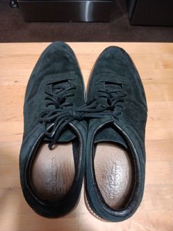 New Balance Men's Black Suede Lace-Up Shoes