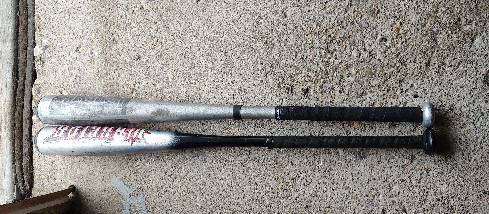 Baseball Bats 32", 23.5 oz (2)