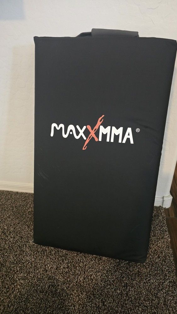 Maxx MMA KICK SHIELD PAD