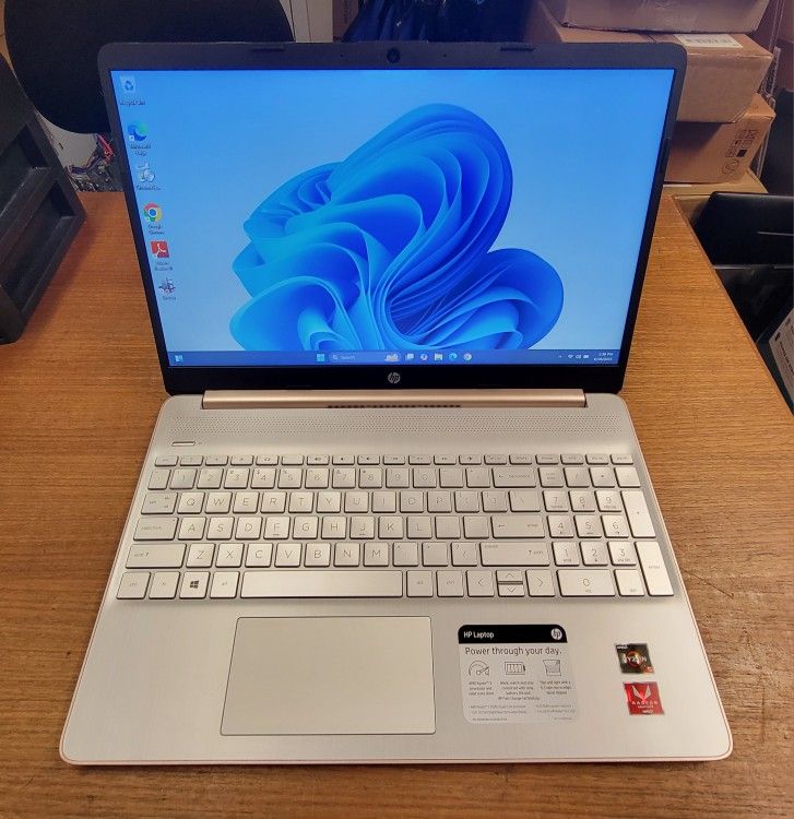 Fixed Price: HP Rose Gold Notebook 15.6" Laptop Ryzen 5/ 8GB/ 256 SSD Vega 8 Win 11 #1127
