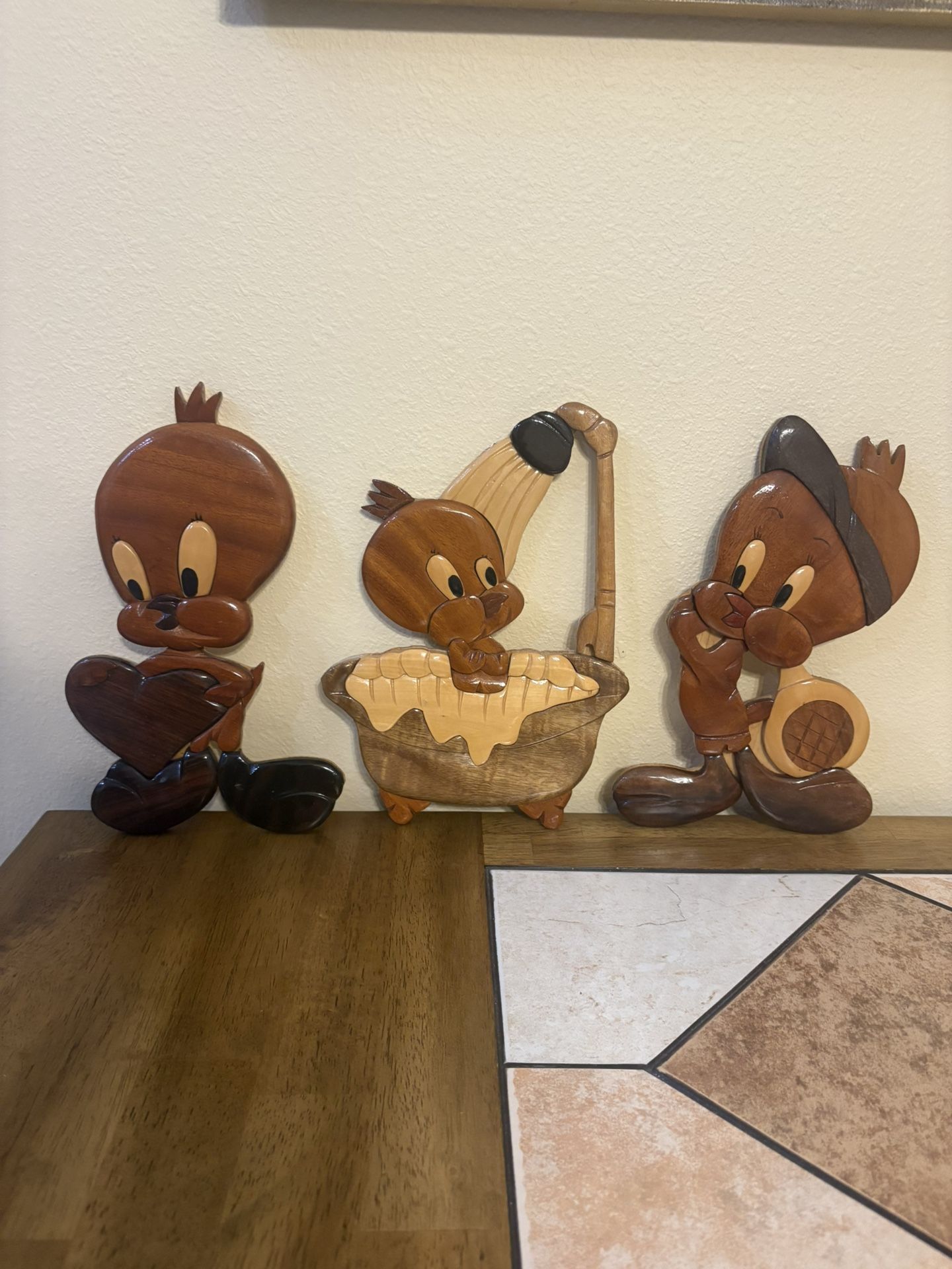 Set Of 3 Wooden Tweetie Bird Hanging Plaques