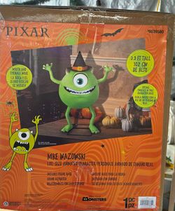 MIKE WAZOWSKI LIFE-SIZE  ANIMATED CHARACTER