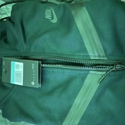 Nike Tech