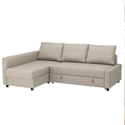 Beige Selling Couch/Pull Out Bed 