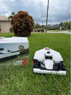 Mammotion LUBA 3 AWD 3000 Robotic Lawn Mower NEW!!