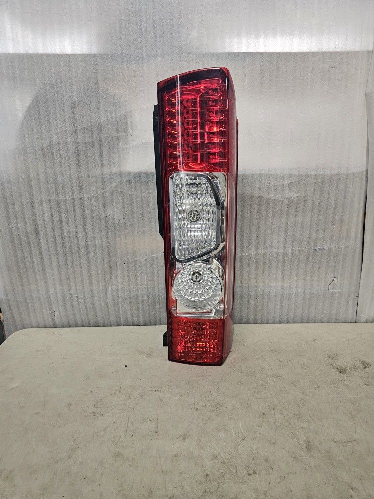 Right Tail Light Ram Promaster 2010 2011 2012 2013 2014 2015 2016 2017 2018 2019 2020 2021 2022