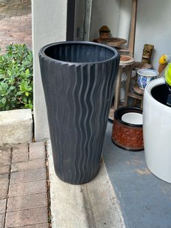 Tall Black Wavy Textured Planter Resin Plastic 15d 28h