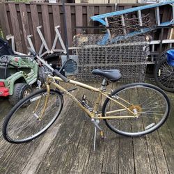 Specialized Crossroad Sport Bike 27 inch wheel