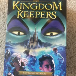 Kingdom keepers Trilogy Disney After Dark