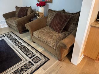 Brown 5 Seater Sofa Set with Table