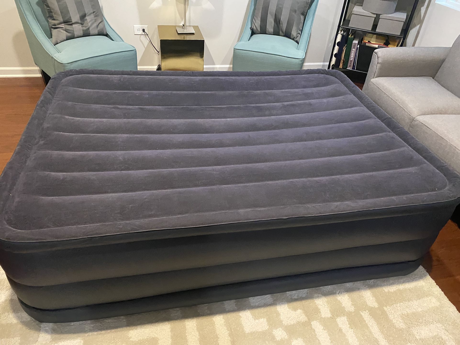 Intex Full Size Air Mattress With Fast Fill - Include Carrying Case