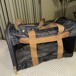 Travel Pet Carrier (Sherpa) 