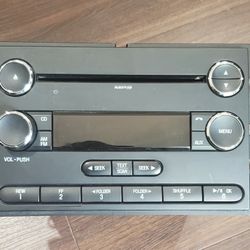 Radio/stereo Ford