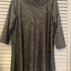 Hannah Size L Grey & Black Print Blouse