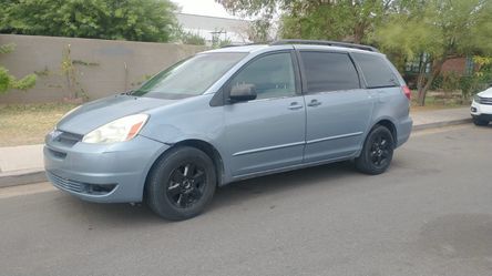 Sienna 2004