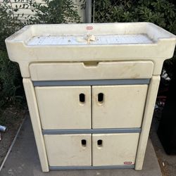 Little Tikes Dresser 