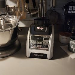 Ninja kitchen system 1200 top