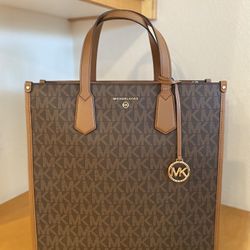 Michael Kors Tote Bag New With tags 