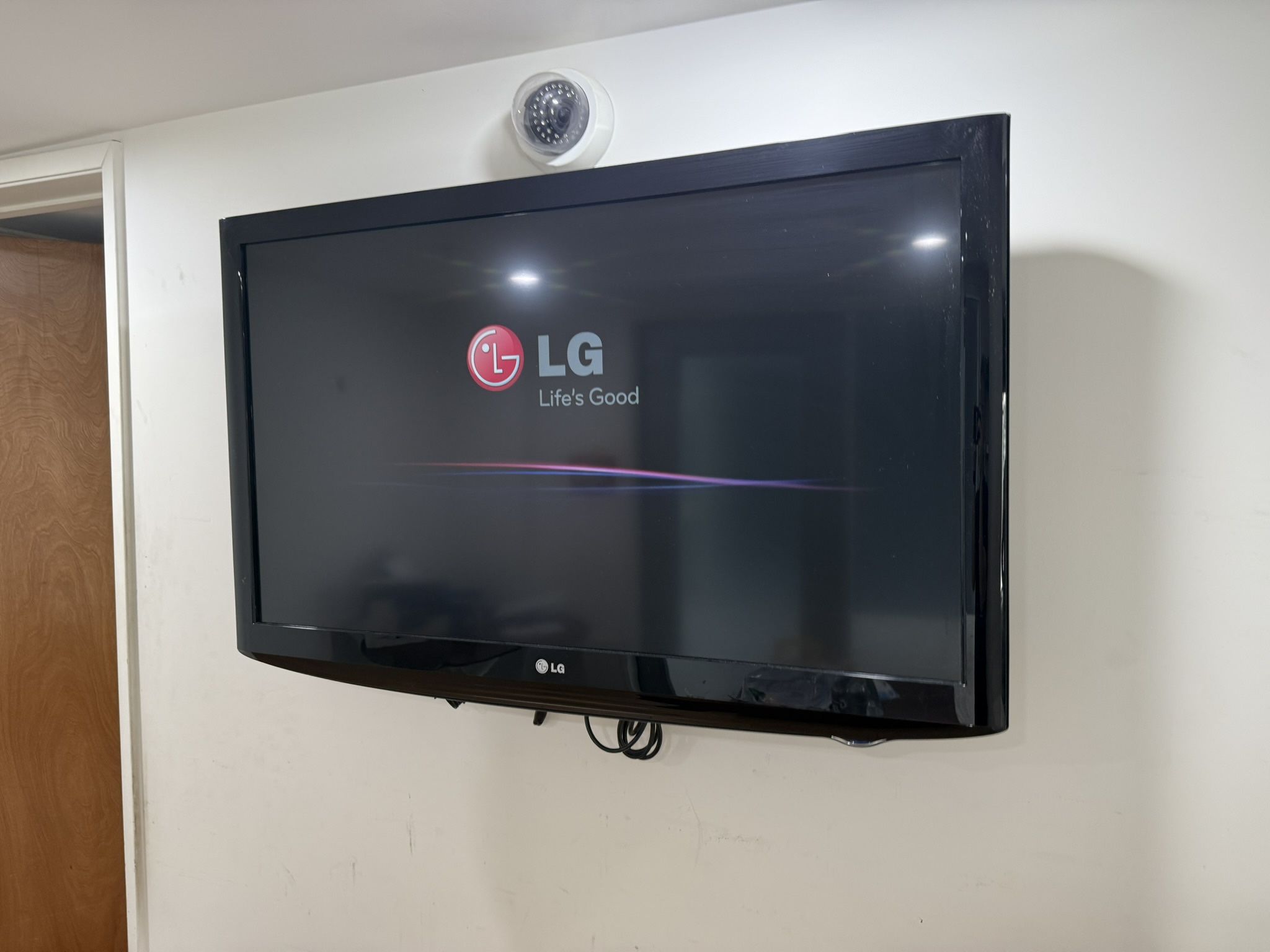 42” LG Flatscreen TV