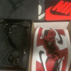 RETRO OG BLACK CAT JORDAN 4 + RETRO OG 1985 CHICAGO JORDAN 1