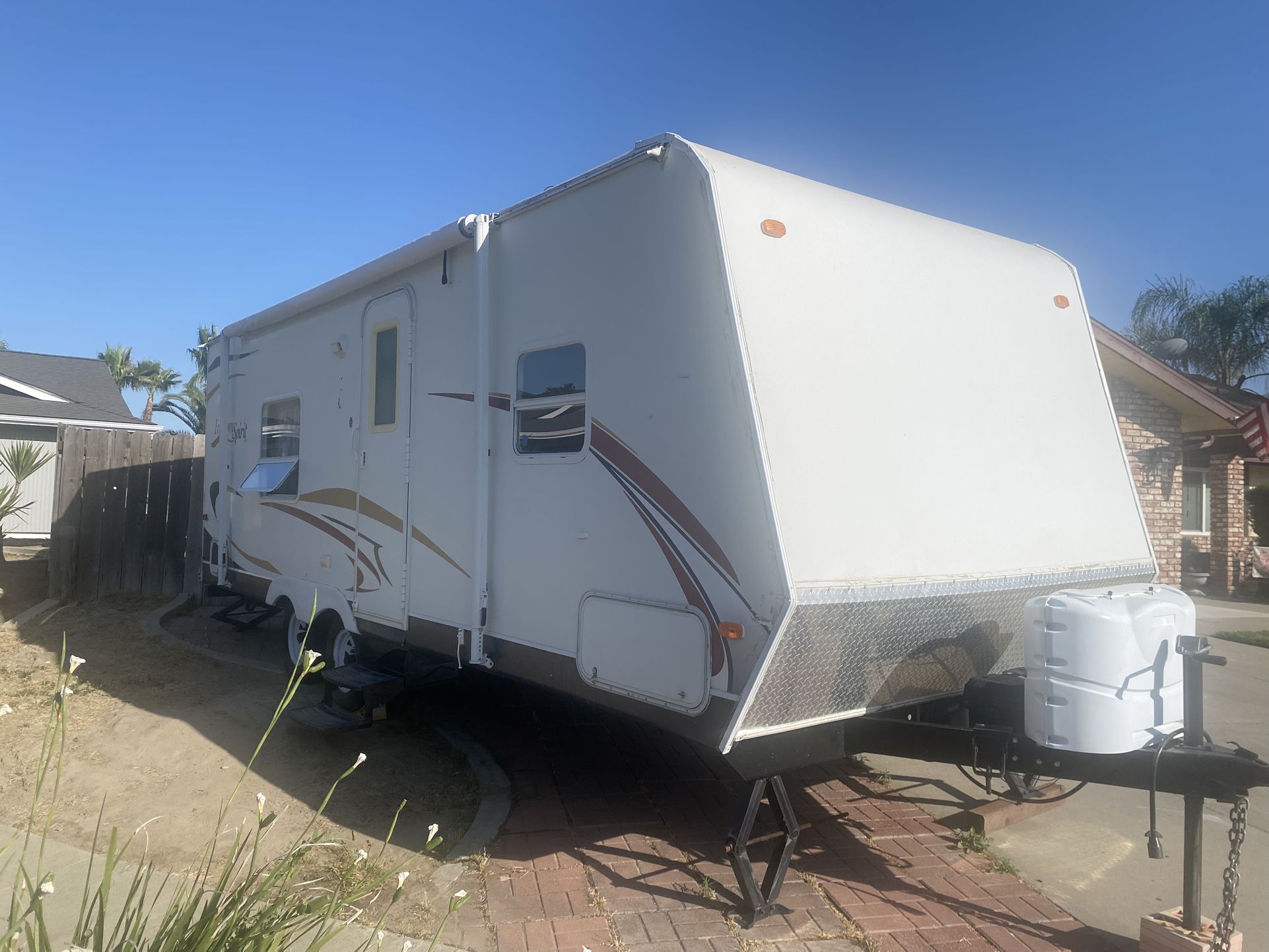 2010 Thor Freedom Trailer 9500 OBO