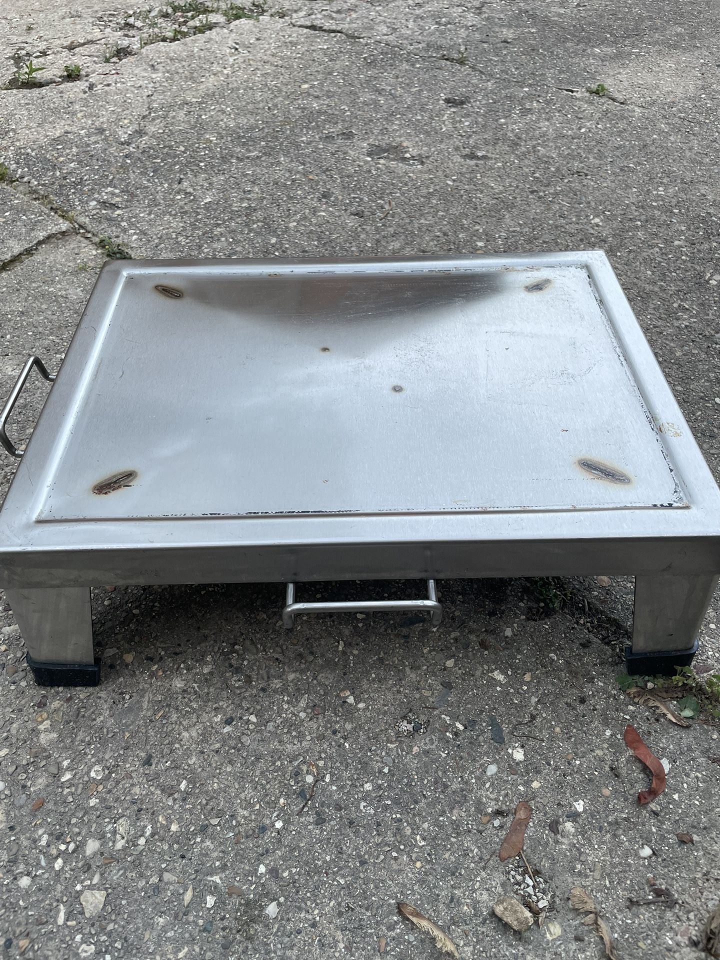 Metal Table 