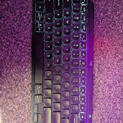 Bluetooth Keyboard Logitech MX Mini