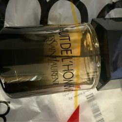 YesSaintLauren La Unit De L’Homme