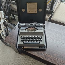 Sears Electric Typewriter With Case