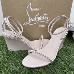 NEW CHRISTIAN LOUBOUTIN SO ME SPIKE 85 WEDGE SANDAL LECHE PATENT LEATHER SZ 39 