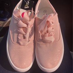 Girls shoe size 5