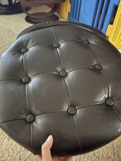 Sofa stool, storage stool, high quality. Very heavy