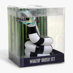 Beetlejuice Sandworm Makeup Brush Set New
