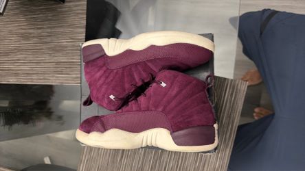 AIR JORDAN RETRO 12 BORDO 2017 SIZE 3Y