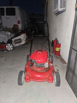 Briggs & Stratton  lawn moure