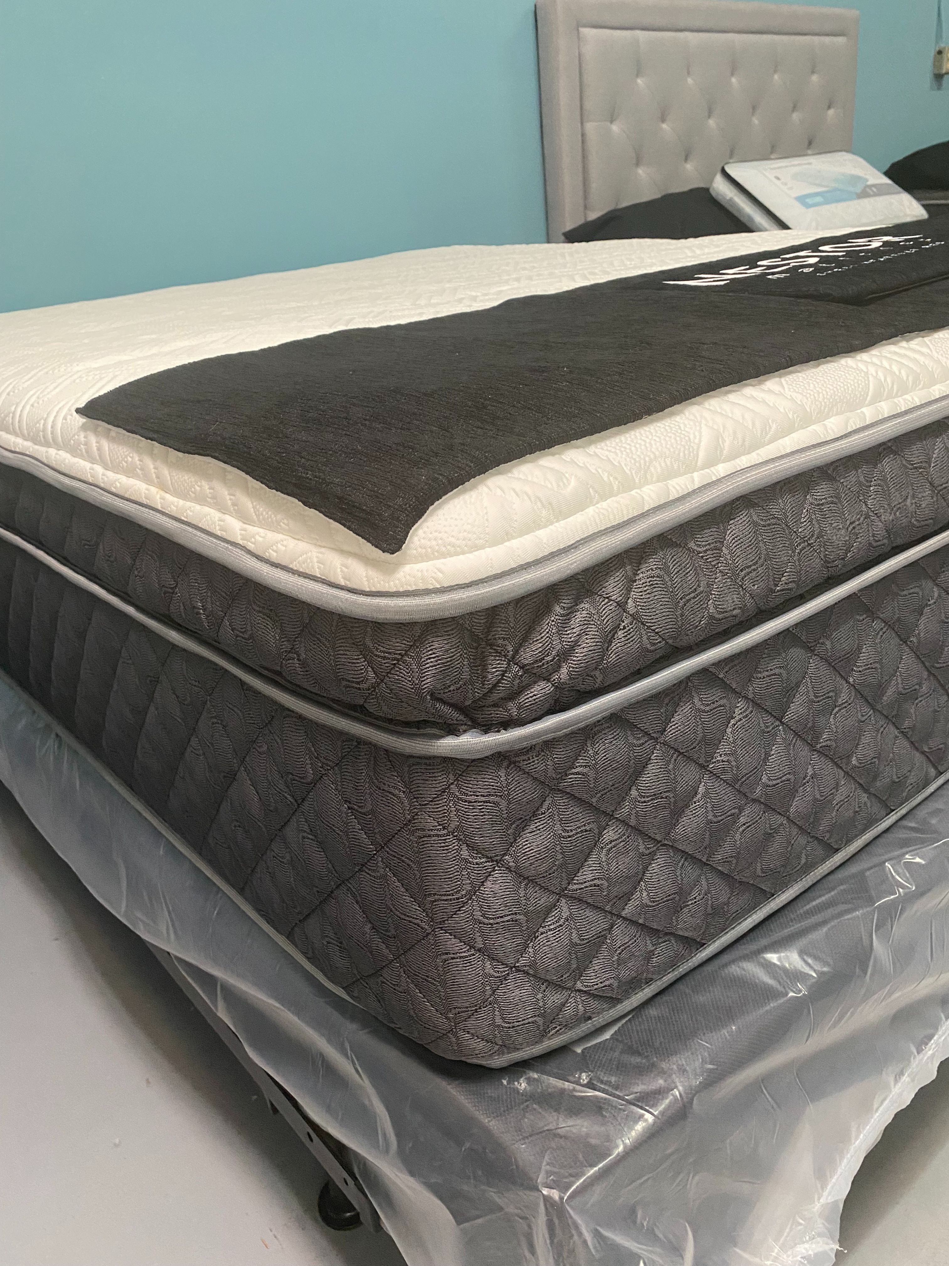 GOING OUT FOR BUSINESS‼️ 👑Kings 👸Queens Full Twin Twin XL – Take Home Today for $15! 🛌🔥