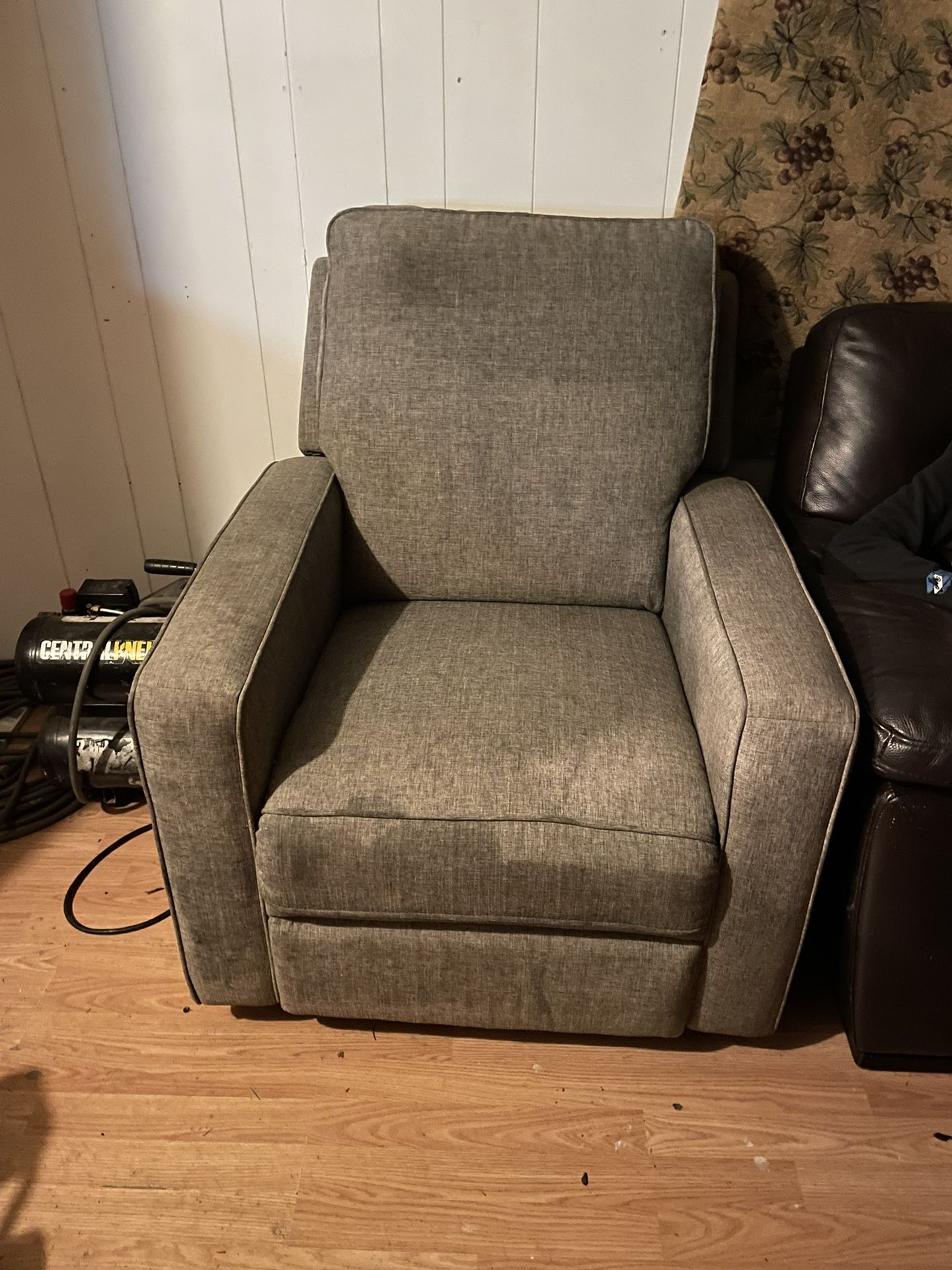 Comfy Recliner Chair
