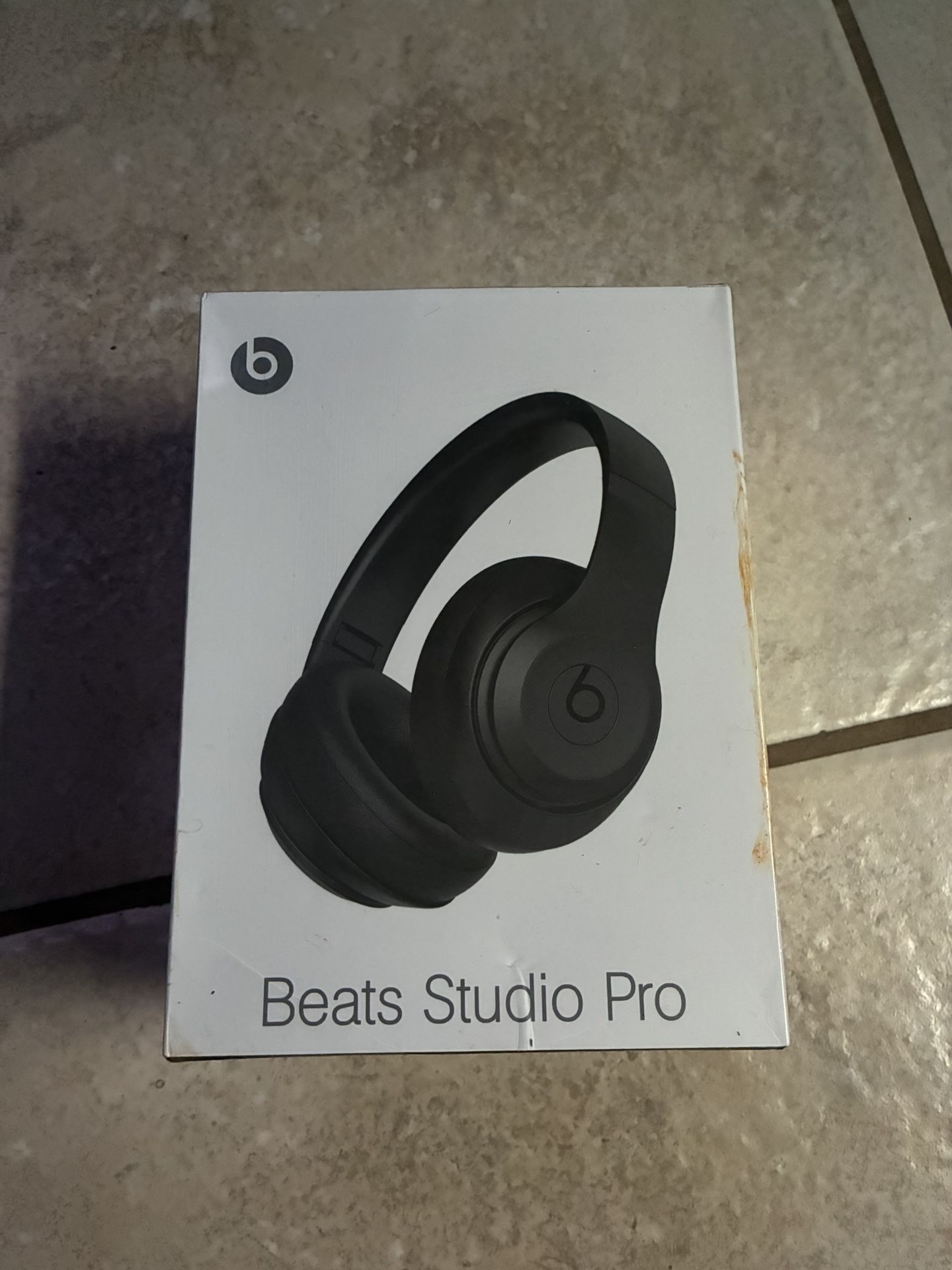 Beats Studio Pro