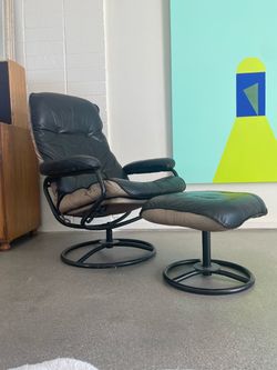 Vintage Ekornes black reclining chair & ottoman
