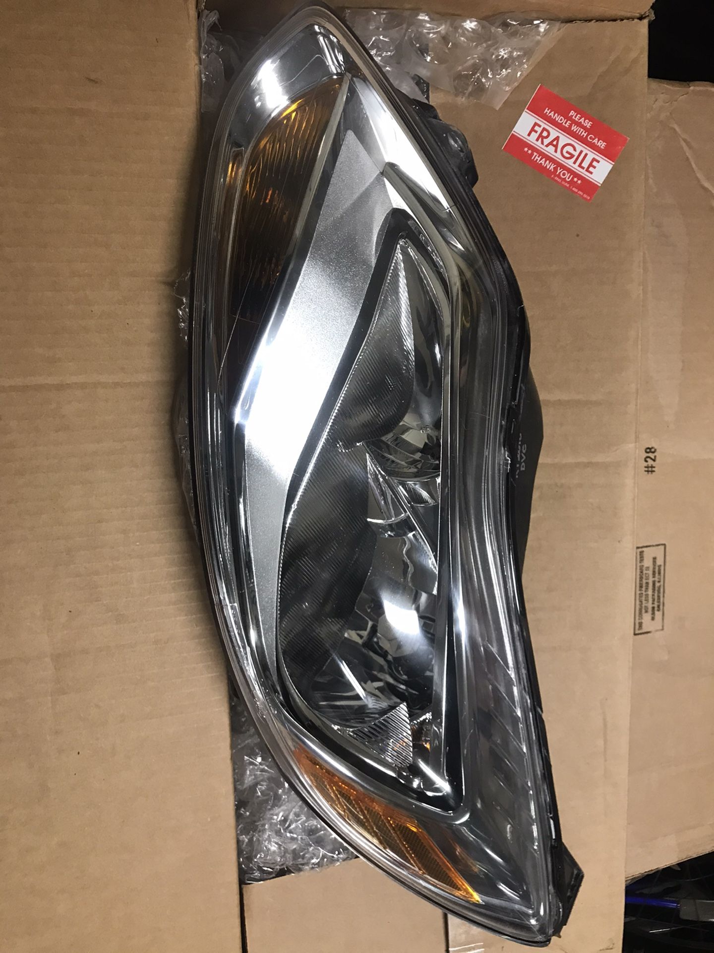 2014 FORD LEFT HEADLIGHT