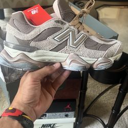 Size 10🔥NB 9060 - $90🔥