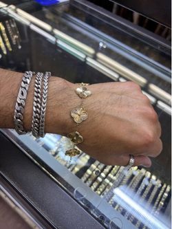 14k flower bracelet (compro y camvio Oro)