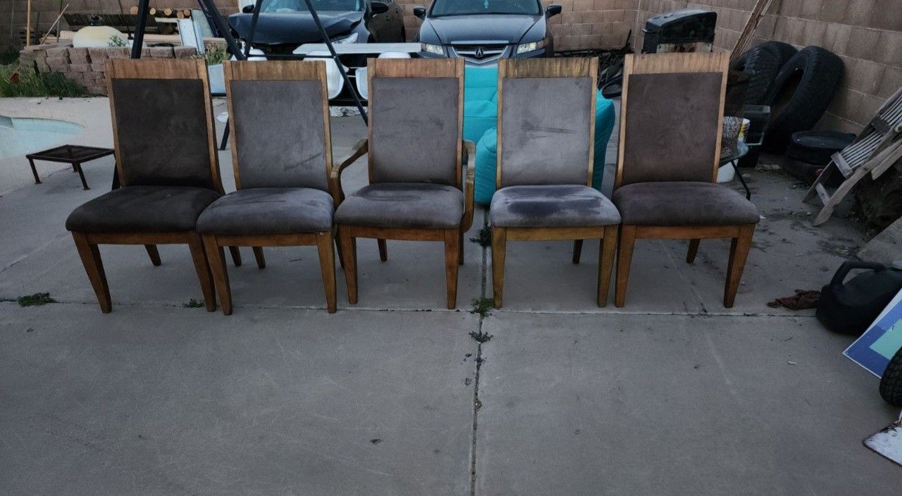 5 Dinner Chairs For Sale!!