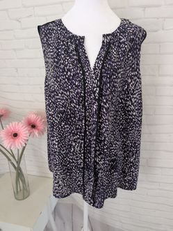 Calvin Klein sleeveless top size XL