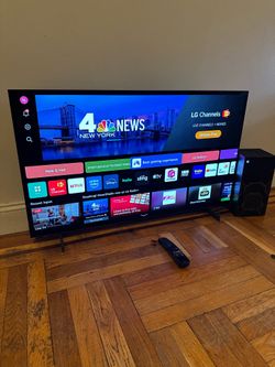 LG 42” C2 OLED  2023 TV