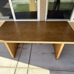 Nathan And James Dinning Table 