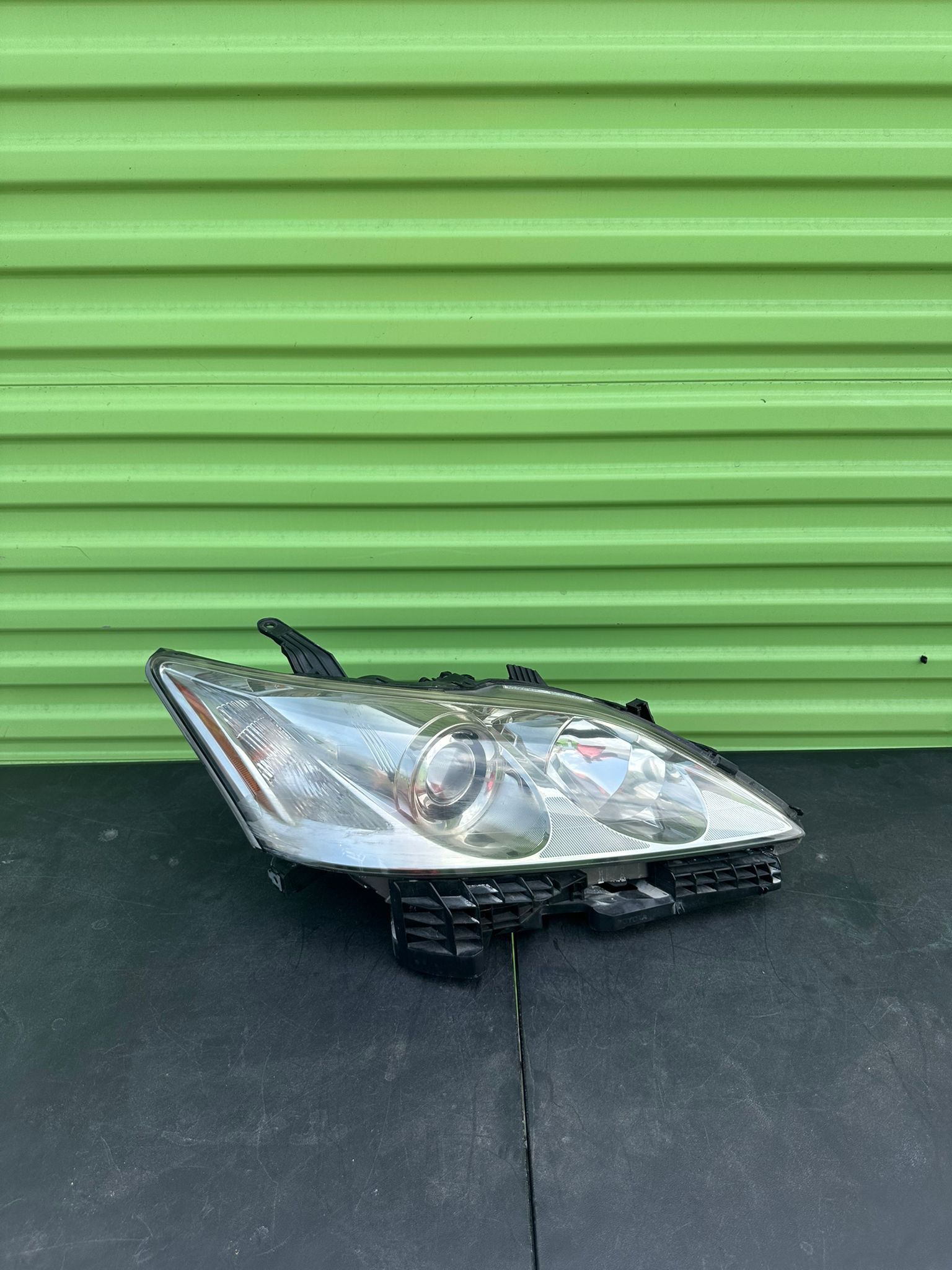 2007 - 2009 LEXUS ES350 FRONT RIGHT PASSENGER SIDE HEADLIGHT XENON OEM